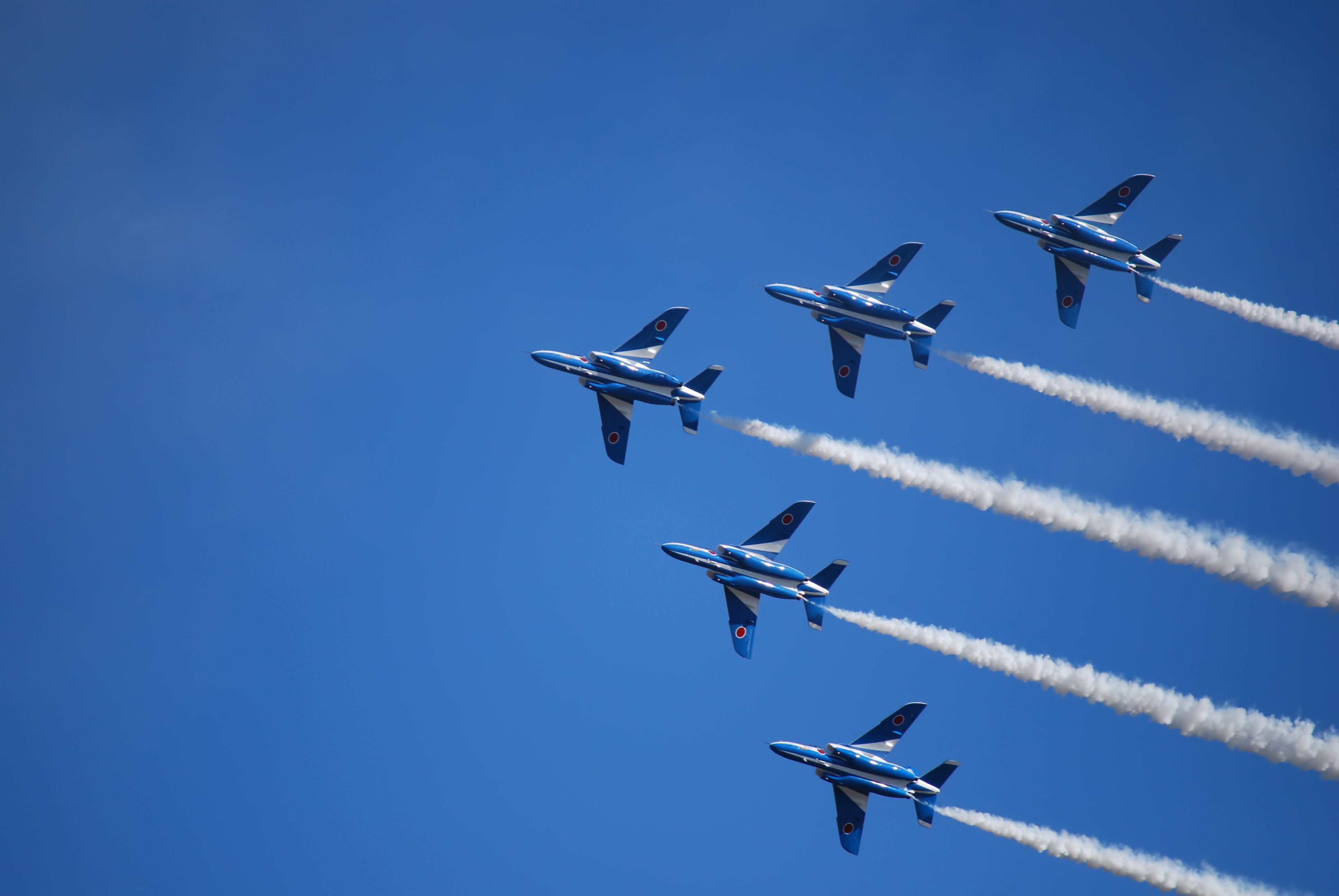 入間航空際のブルーインパルス（T-4）の無料の写真素材 - ID