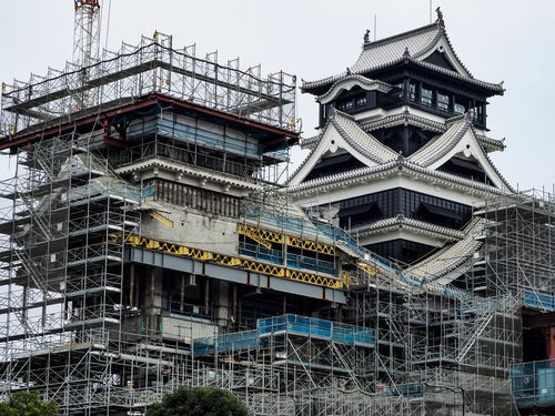 復興中の熊本城（工事中）の写真