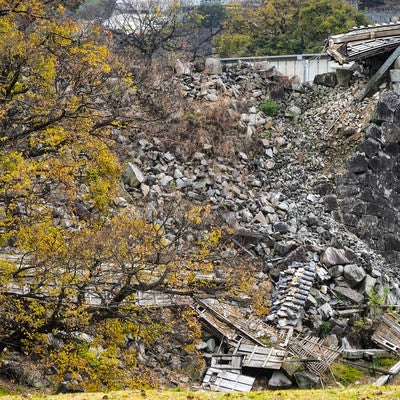 熊本地震で被災した熊本城の石垣の写真