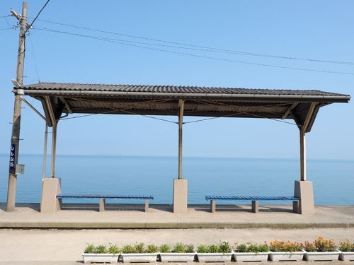 海の見える駅（下灘駅）の写真