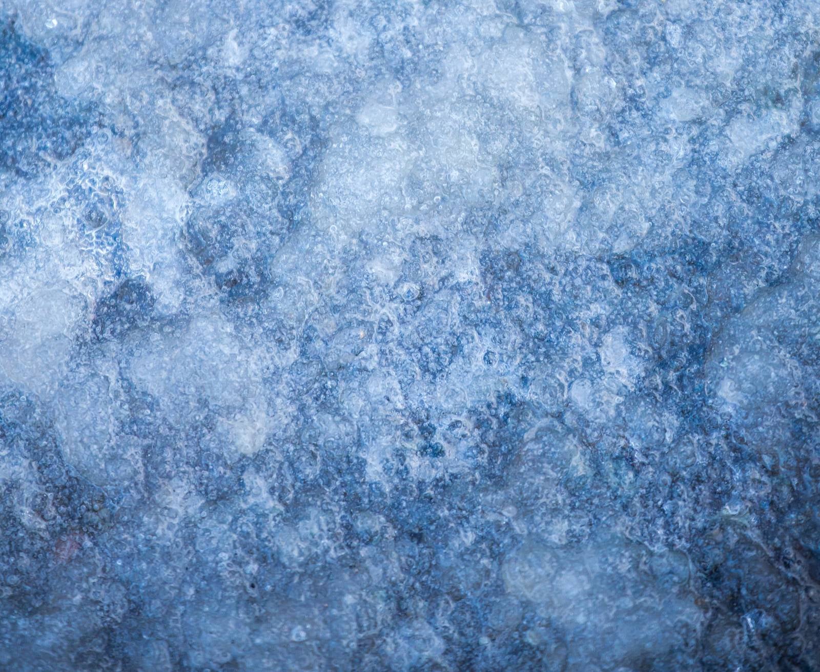 「凍った地面」の写真