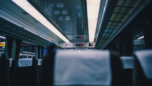 特急電車の座席の写真