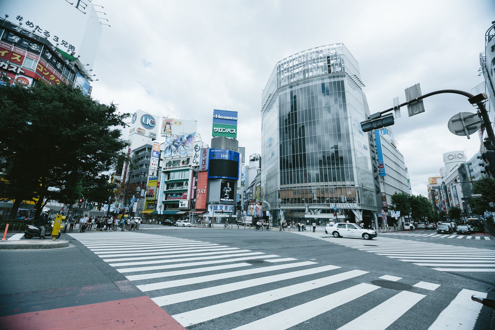 「渋谷スクランブル交差点」の写真