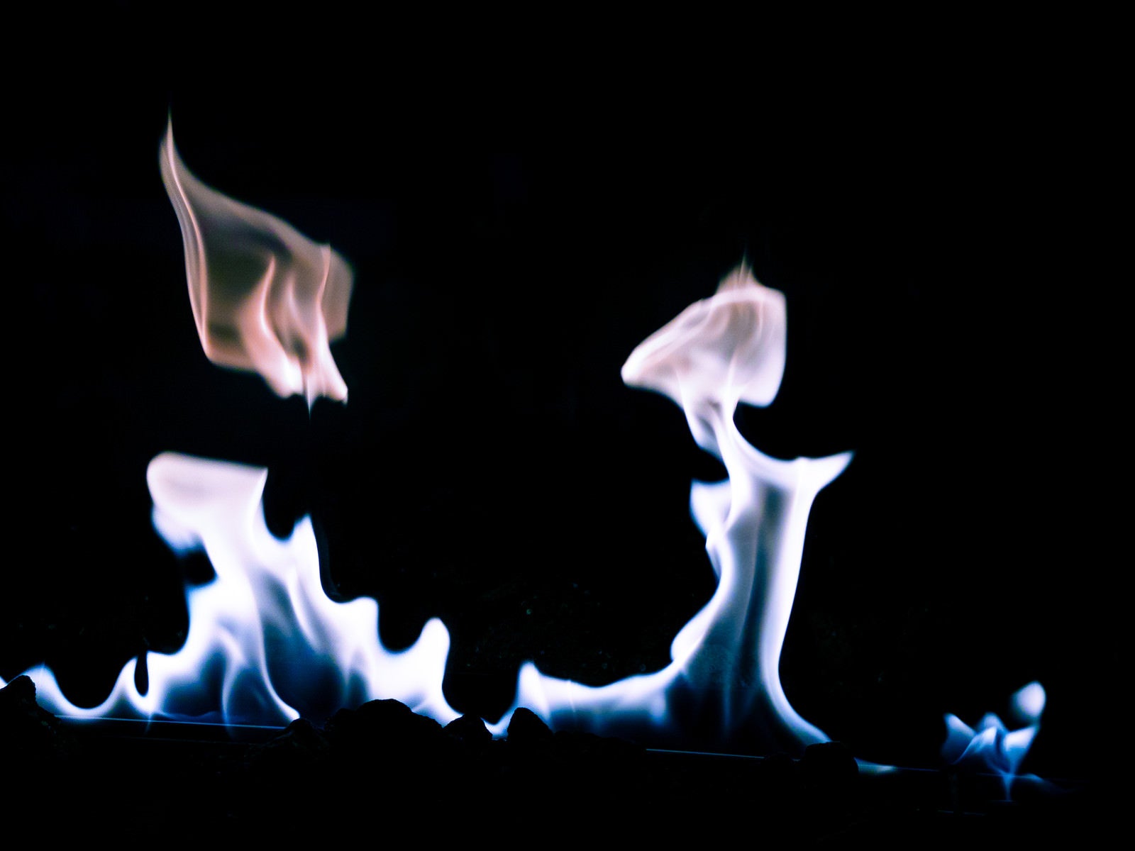 「不完全燃焼」の写真