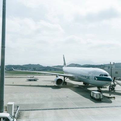 空港と旅客機の写真