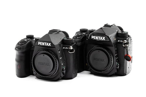 PENTAX K-3MarkⅢ（APS-C)と PENTAX K-1MarkⅡ（フルサイズ）を比較の写真