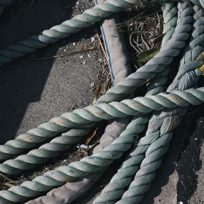 港にあったロープの写真