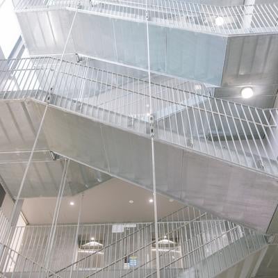 双葉町産業交流センターの内階段の写真