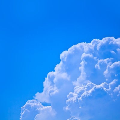 真夏の入道雲の写真
