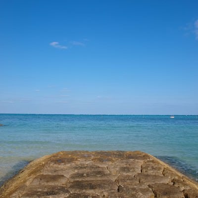 沖繩県恩納村の海の写真