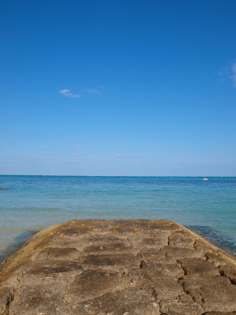 「沖繩県恩納村の海」の写真
