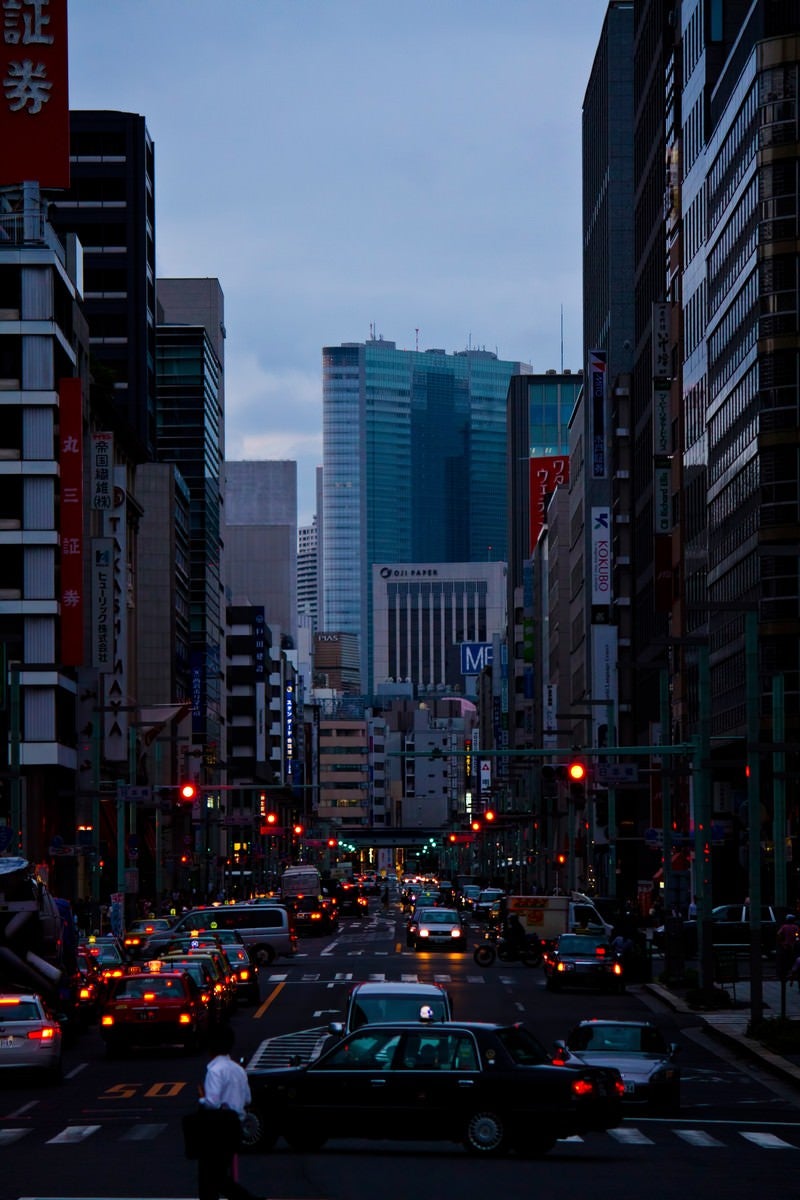 「日本橋のオフィス街」の写真