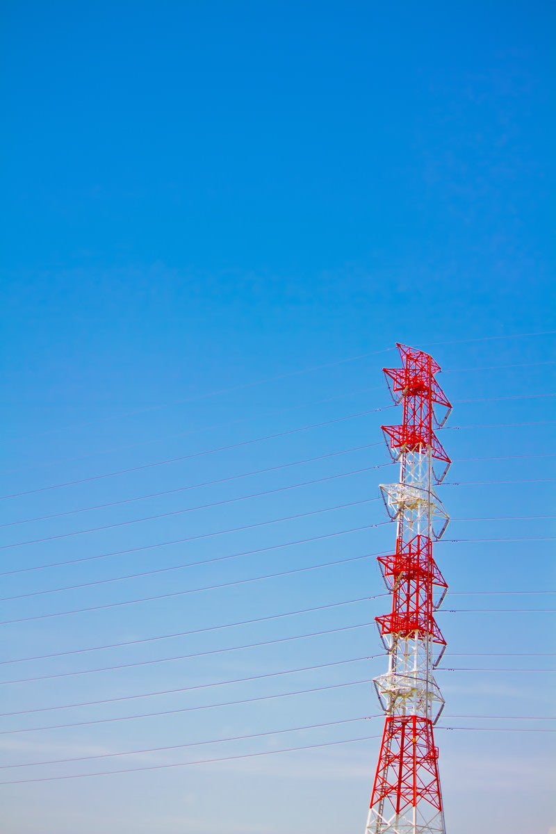「青い空と送電線」の写真