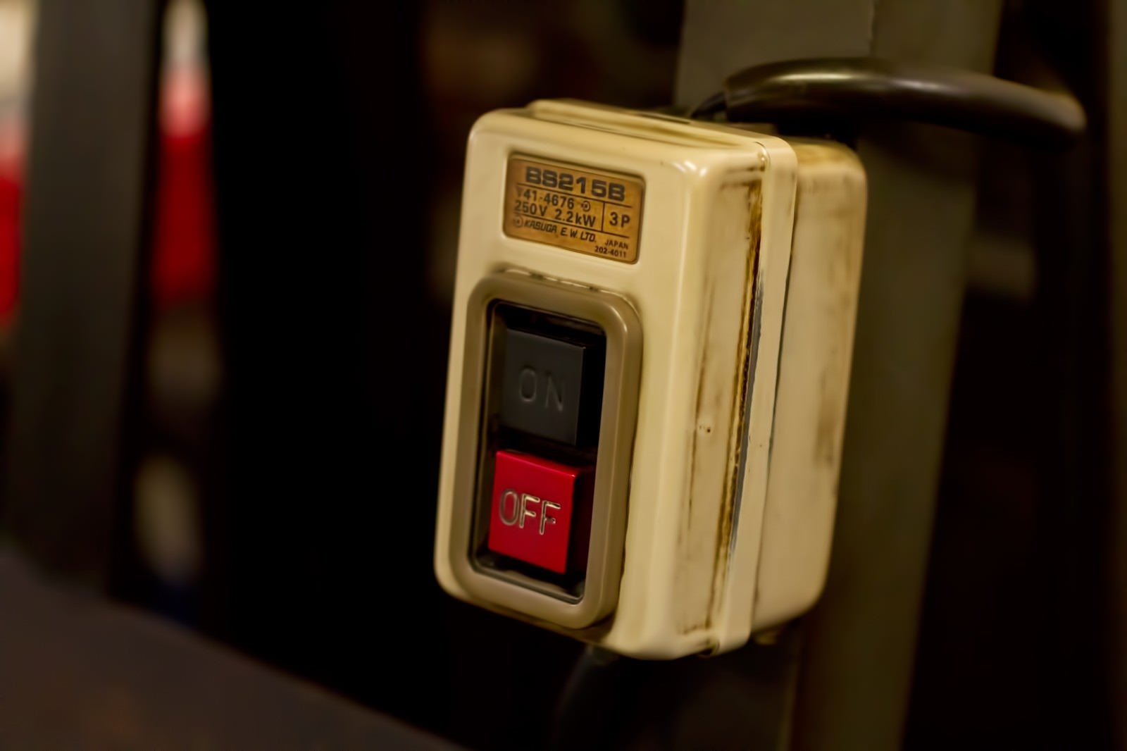 「古い電源ボタン」の写真