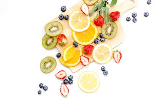 ビタミンたっぷりの果物の写真