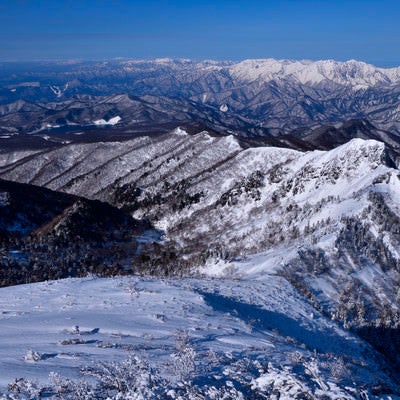 冬の上信越の山々の写真