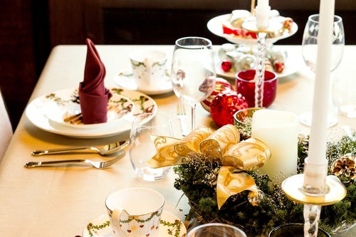 クリスマス用のテーブルセットの写真