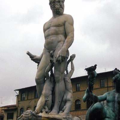 フィレンツェの石像（イタリア）の写真