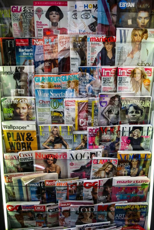 フィレンツェの様々な雑誌（イタリア）の写真