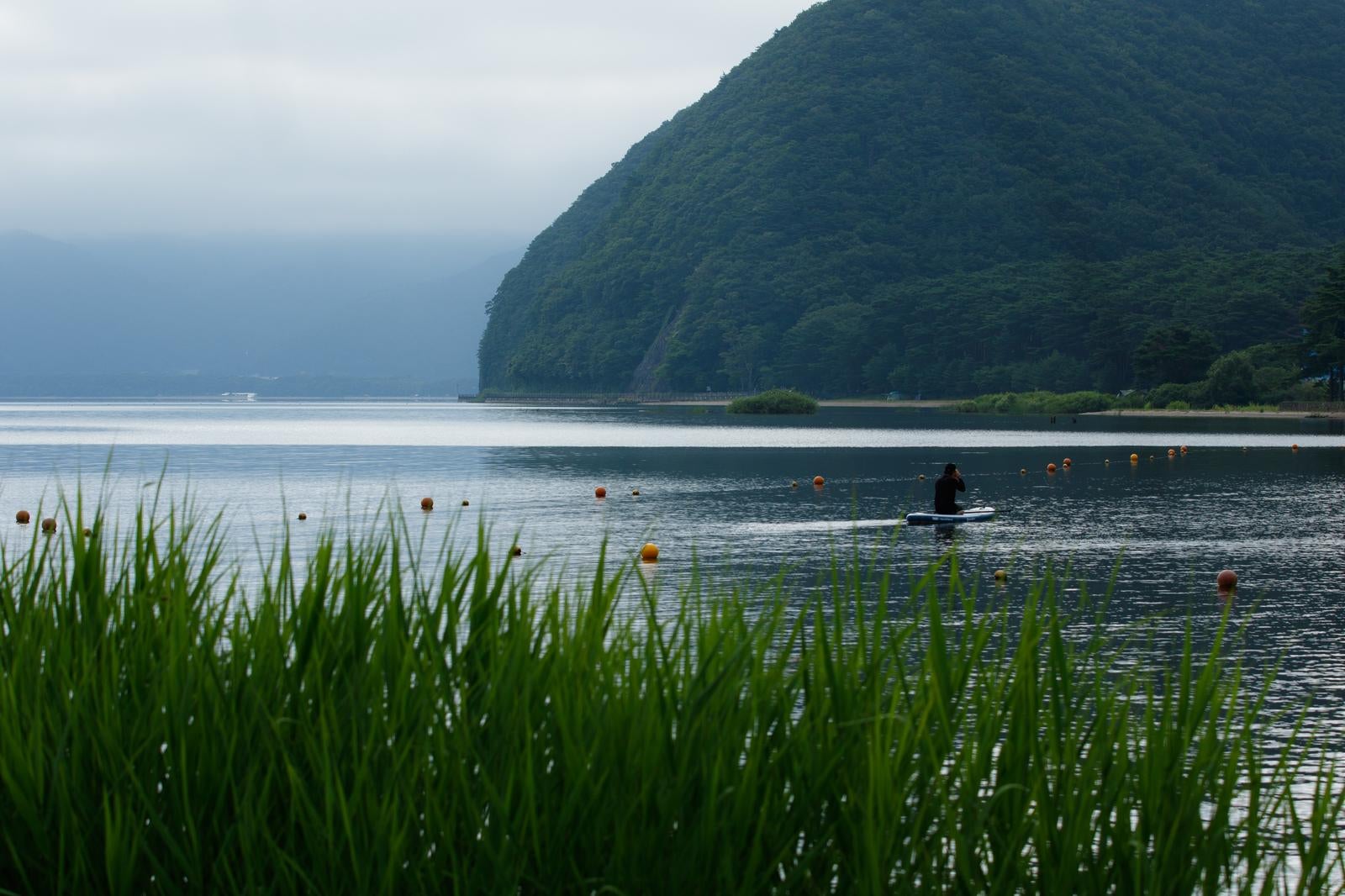 「SUPを楽しむのに最適なスポット秋山浜」の写真