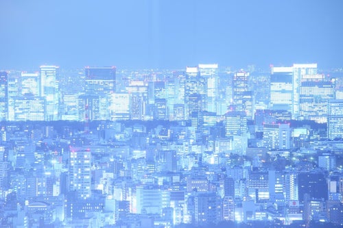輝く光を放つ東京夜景の写真