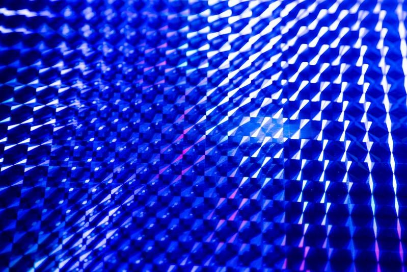 青いホログラフィック光のの写真
