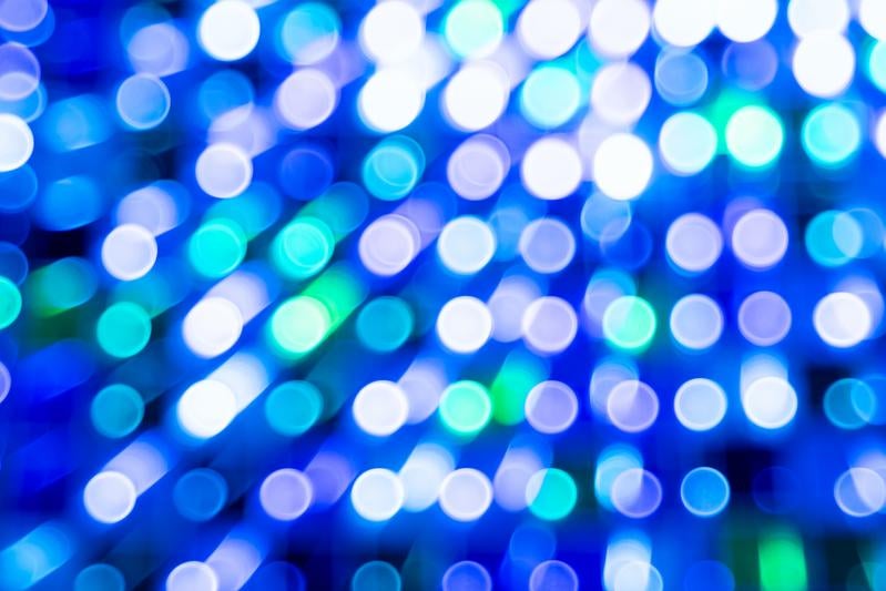 幻想的な青白い光のデジタル壁紙の写真