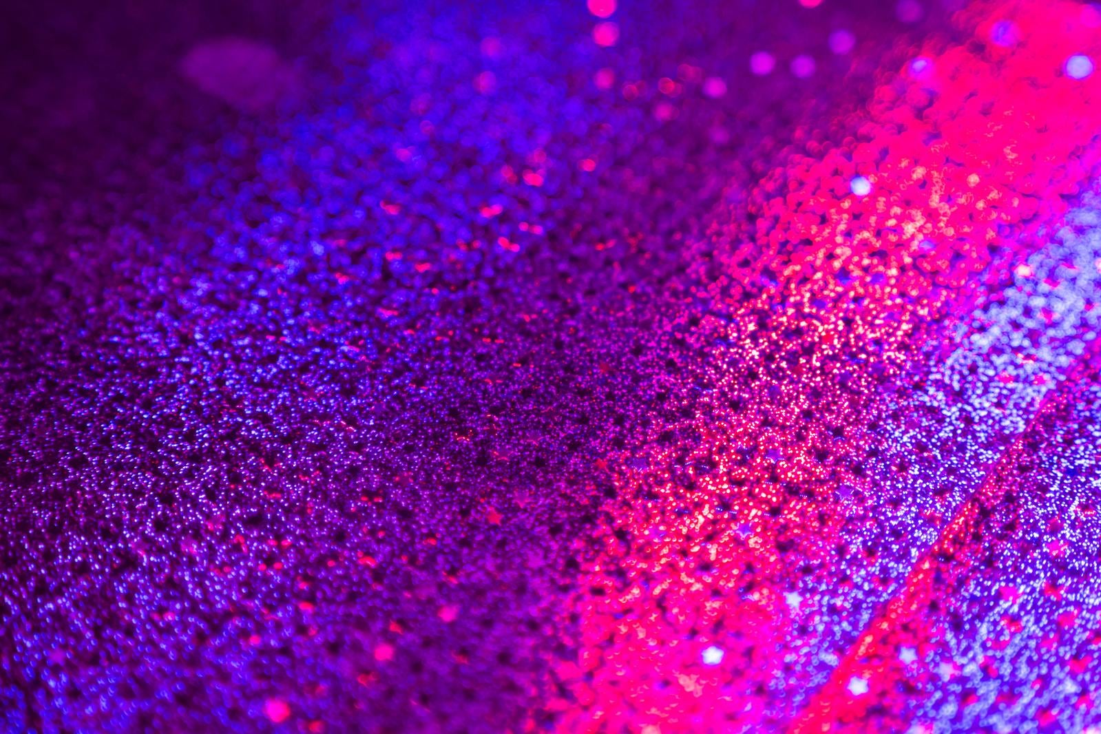 「虹色に輝くデジタル素材」の写真