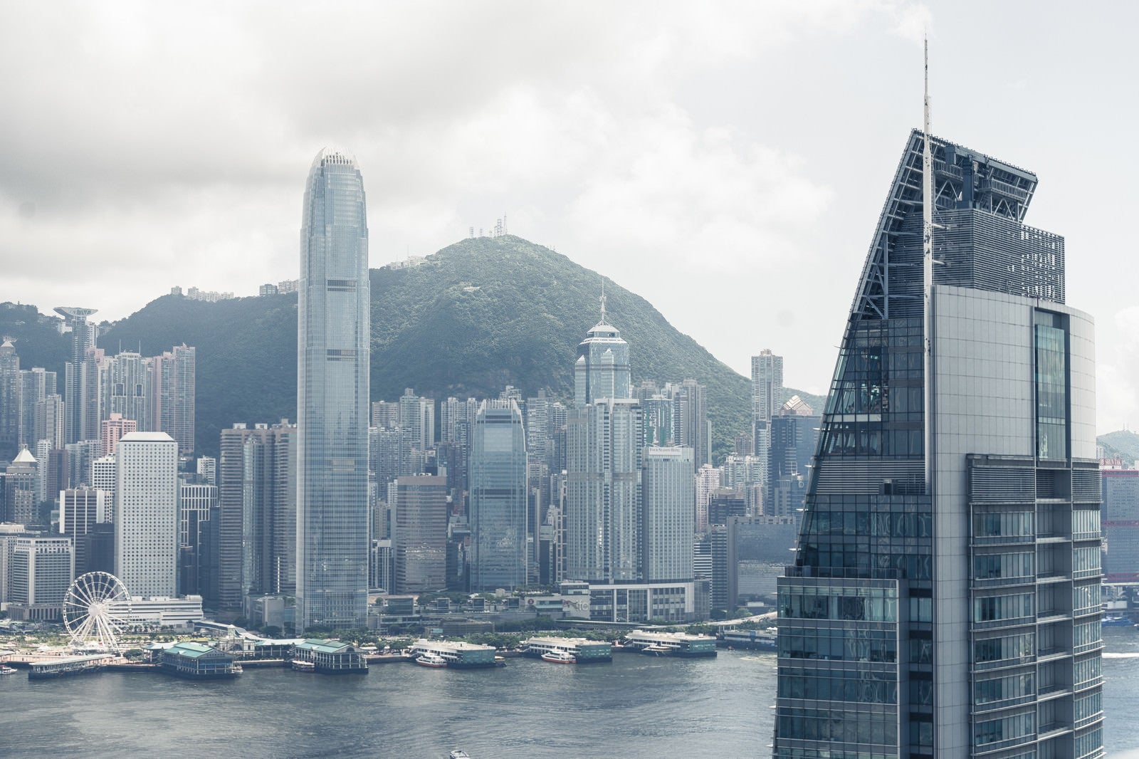 「香港の街並み」の写真