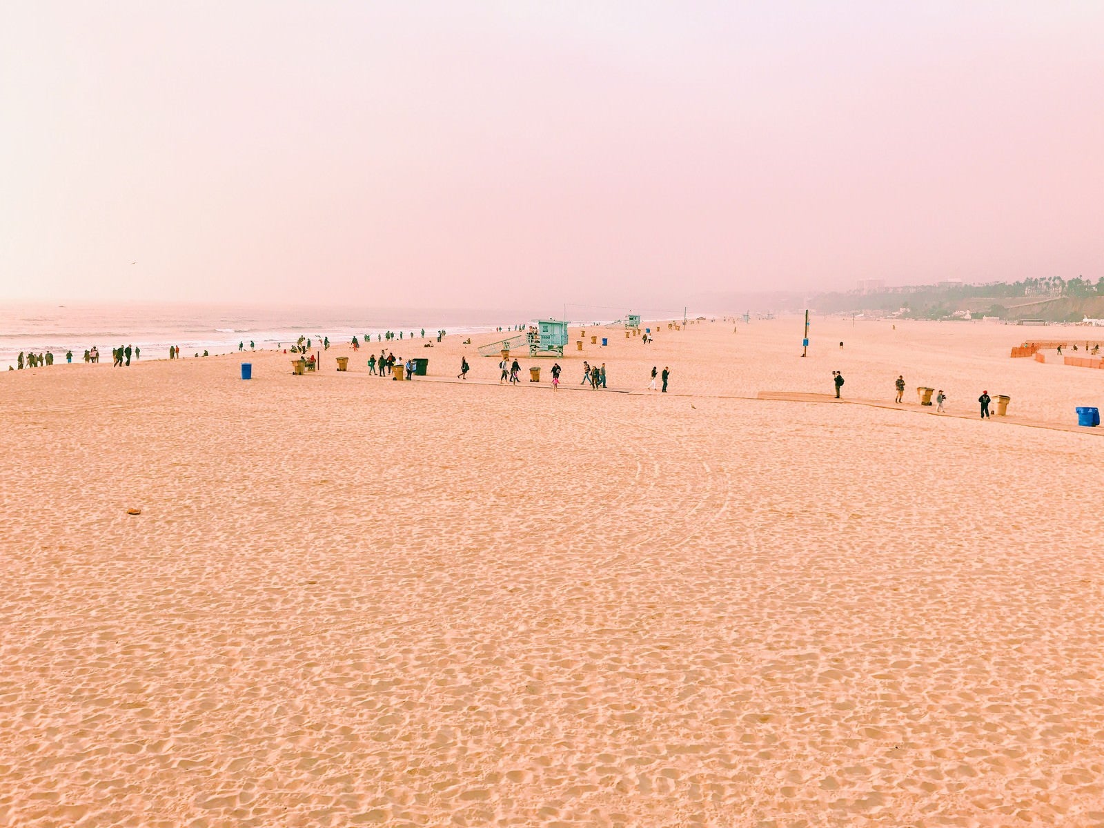 「サンタモニカのビーチ（カリフォルニア）」の写真