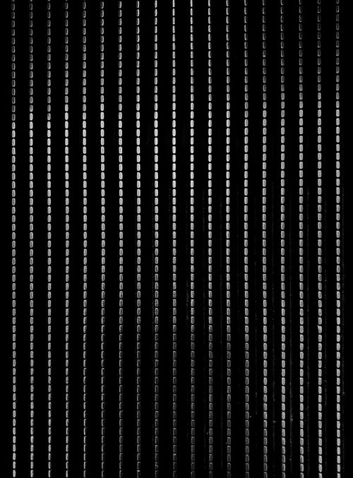 ステンレス鋼鉄の点線（テクスチャー）の写真