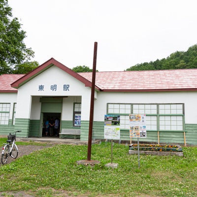美唄鉄道東明駅舎の写真