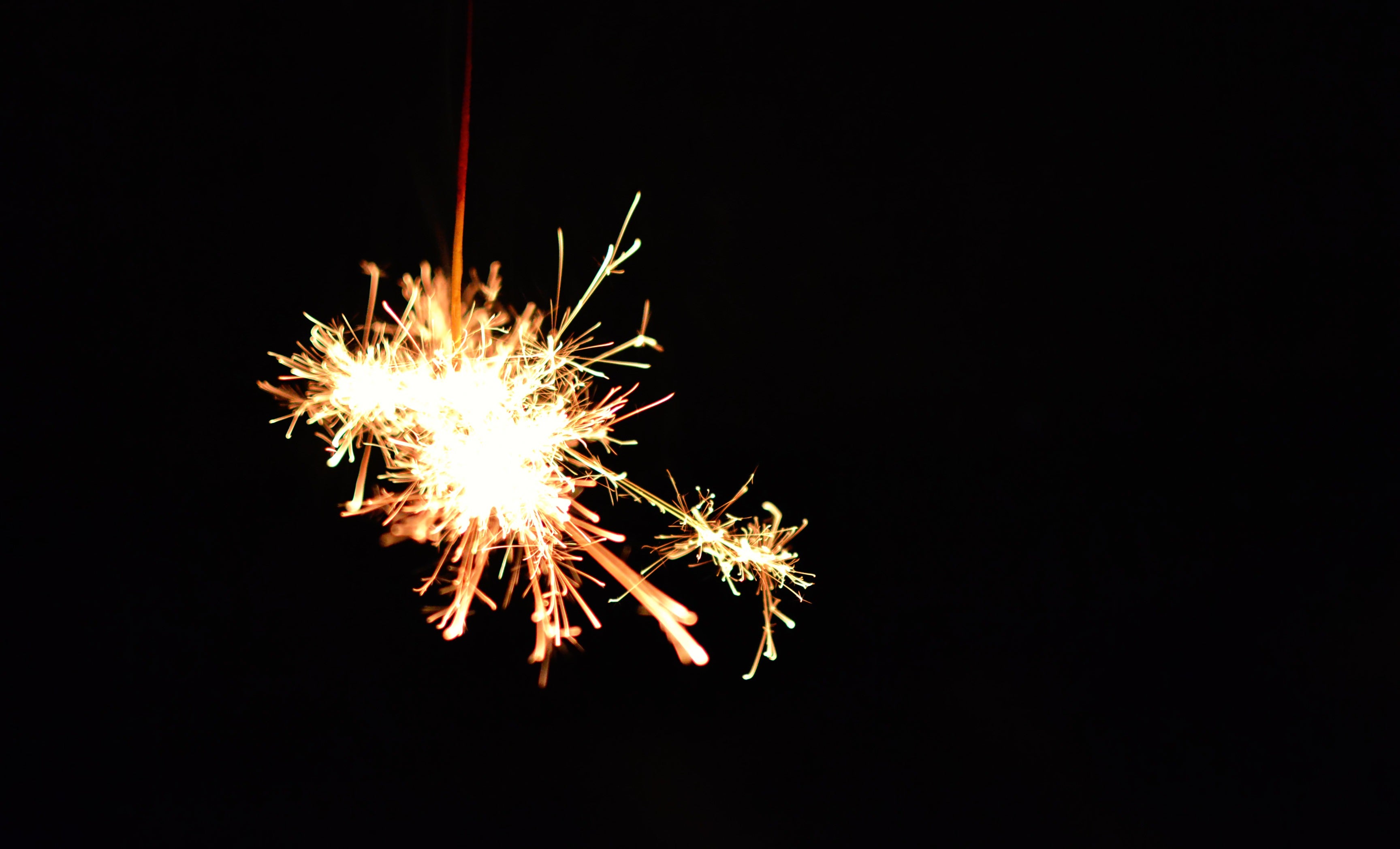 夏の終わり線香花火の無料の写真素材 - ID.3505｜フリー素材 ぱくたそ