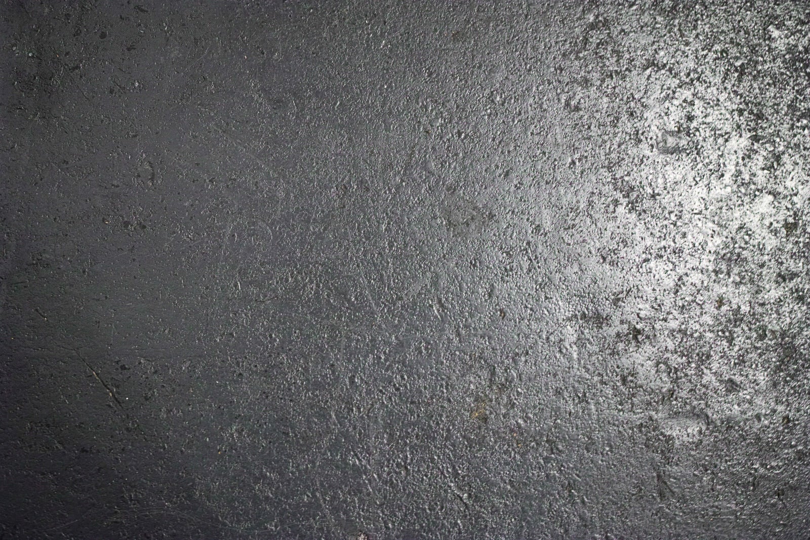 「灰色のペンキで塗装された壁（テクスチャー）」の写真