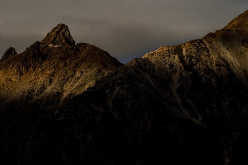 日没間近の槍ヶ岳の写真