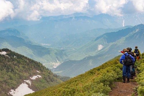 乗鞍新登山道から見える平湯温泉の写真