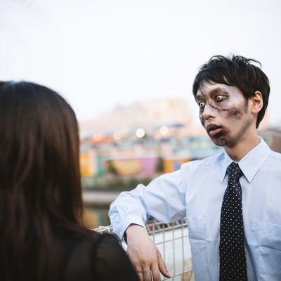 「オレの家、インテリアは腐乱腐乱っていうオシャレな雑貨屋で買いそろえたんだ」とドヤ顔で口説く腐乱系男子の写真