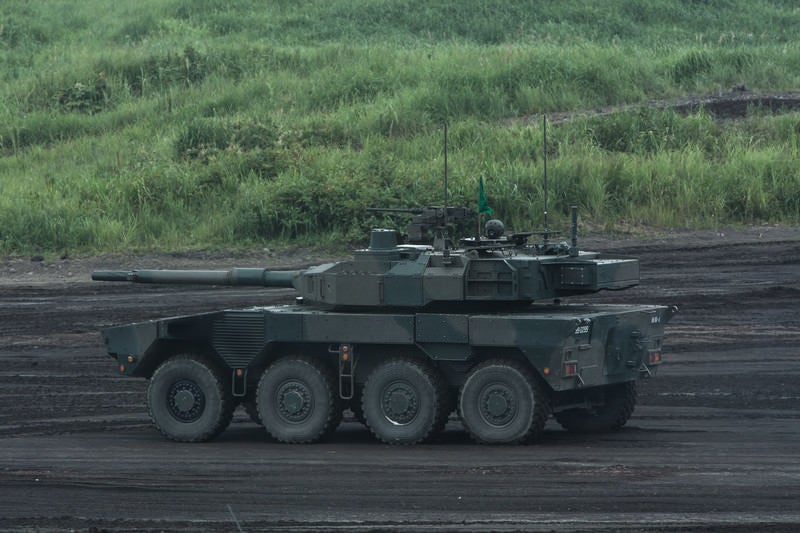 次世代陸自の新装備　16式機動戦闘車（MCV）の写真