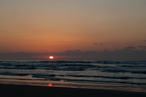 千里浜なぎさドライブウェイからの夕焼けの写真