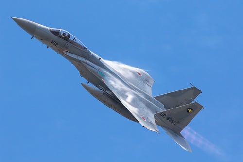 北陸の空を舞うF-15（306飛行隊）の写真