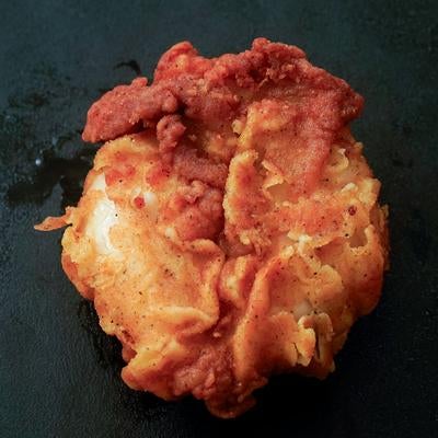 サクサク衣のフライドチキン1個（リブ）の写真