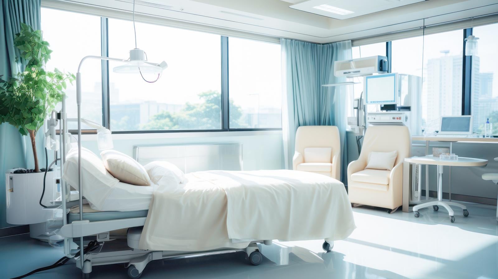 「治療機器と病室のベッド」の写真