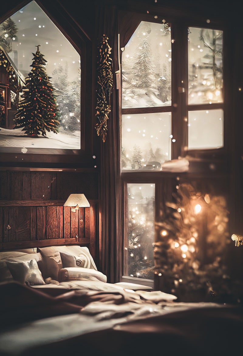 「雪が積もる屋外に飾られたクリスマスツリー」の写真