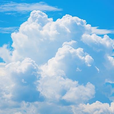 夏日青空の積乱雲の写真