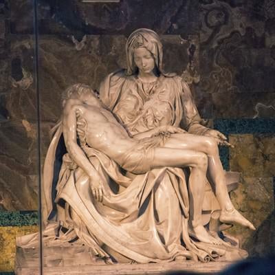 ピエタ像（サン・ピエトロ大聖堂）の写真