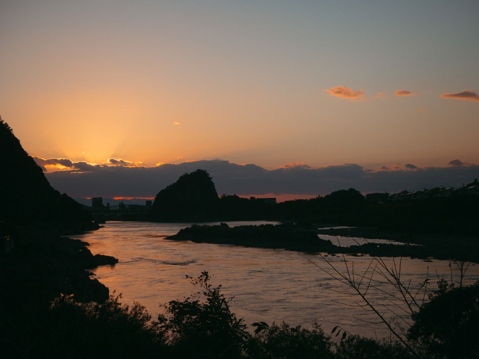 「木曽川（愛知県 犬山市）の夕暮れ」の写真