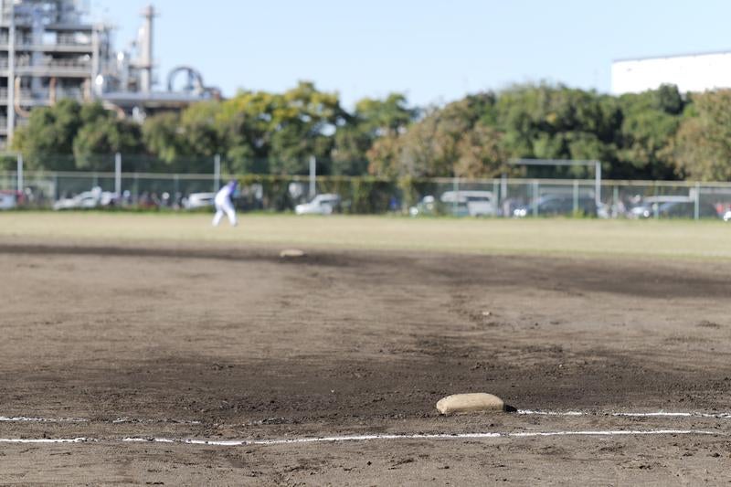 野球場のマウンドの写真