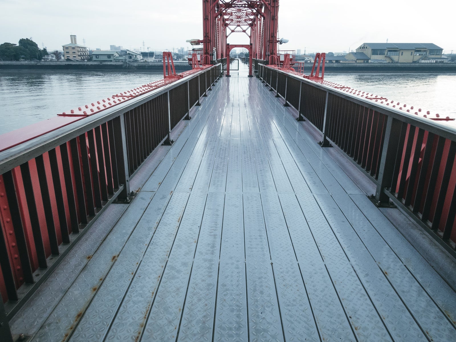 「筑後川昇開橋の通路」の写真