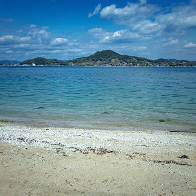 尾道の百島の砂浜の写真