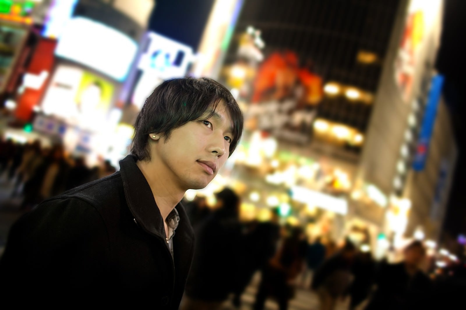 「渋谷の人混み」の写真［モデル：大川竜弥］